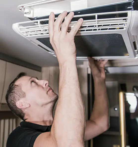  Professional Licensed And Insured Cleaners in Pekin, IL